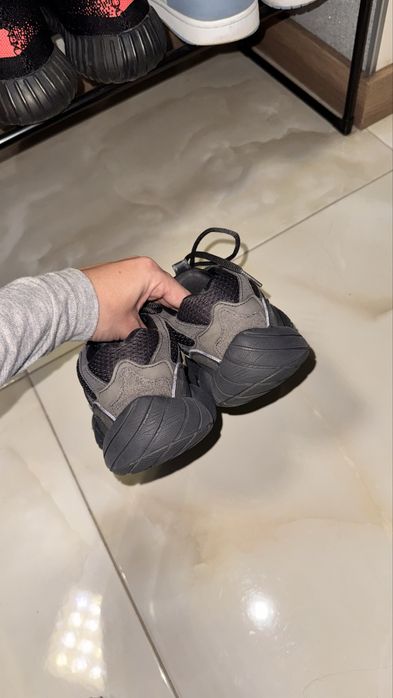 Yeezy Boost 500 кроссовки