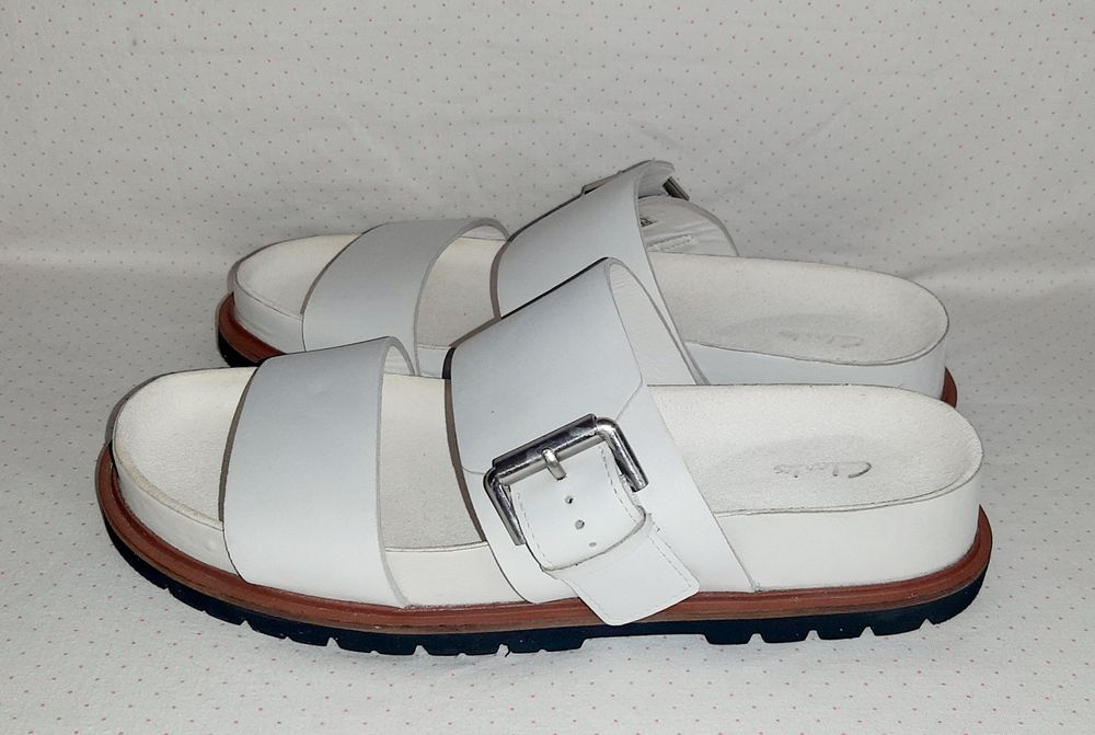 Кожаные сандали шлепанцы Clarks