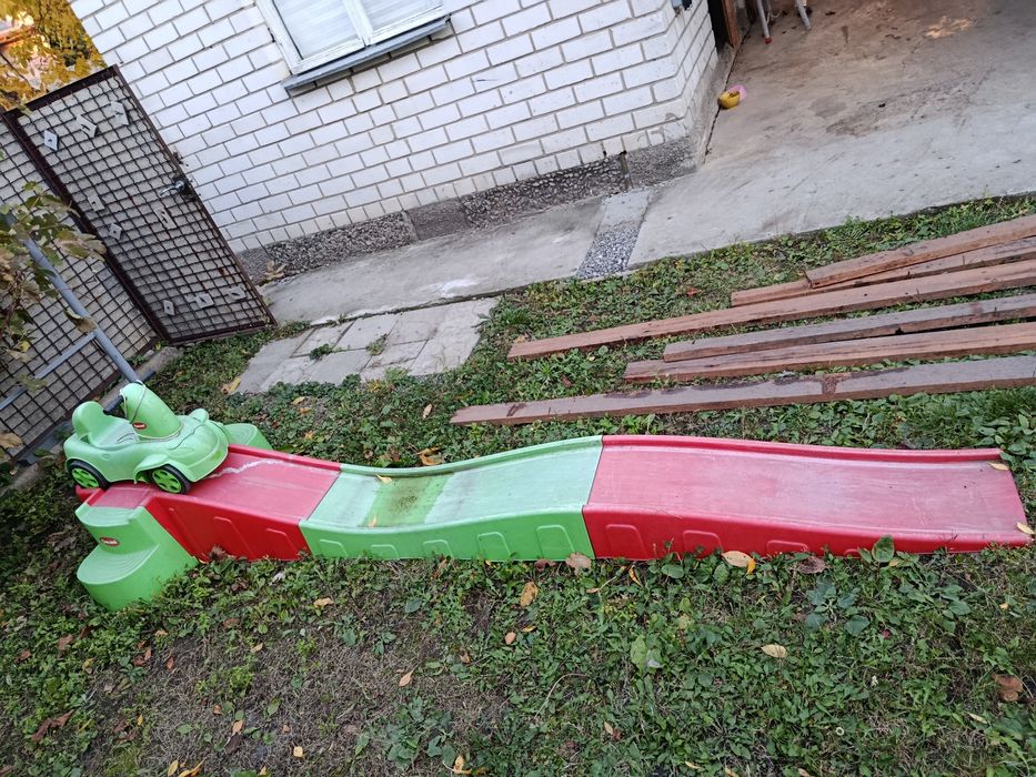 Дитячий майданчик