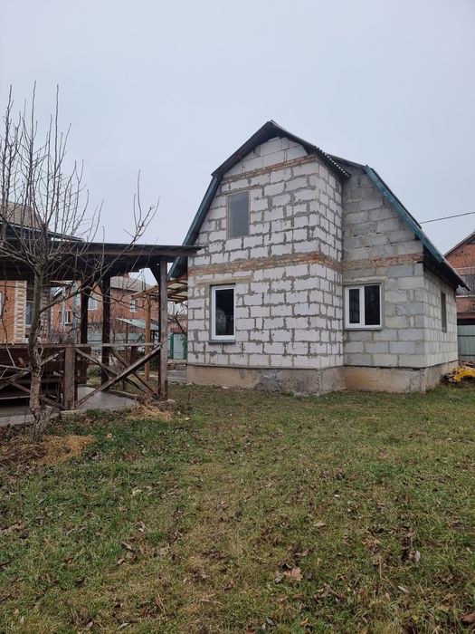 Терешки, окремий добротний будинок з сауною