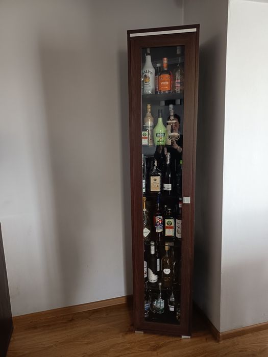 Komplet mebli kolor ciemny brąz