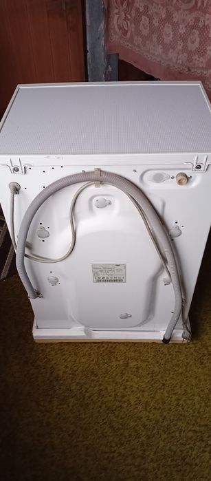 Продам стиральную машину SAMSUNG  WF-R 1061