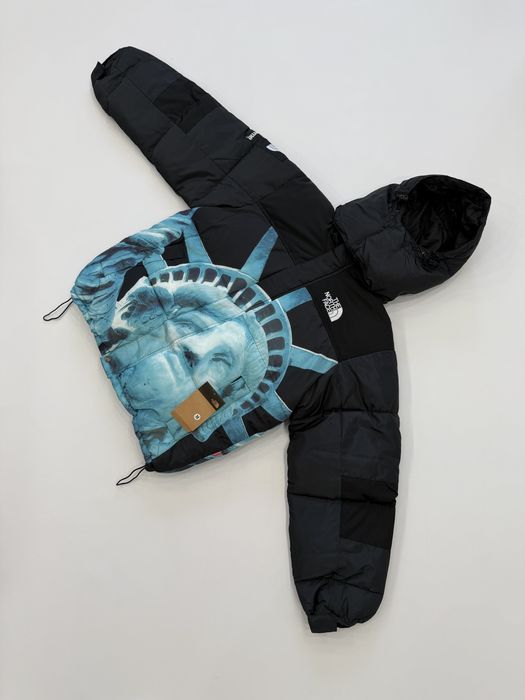 The North Face 700 × Supreme пуховик / куртка тнф супрім tnf
