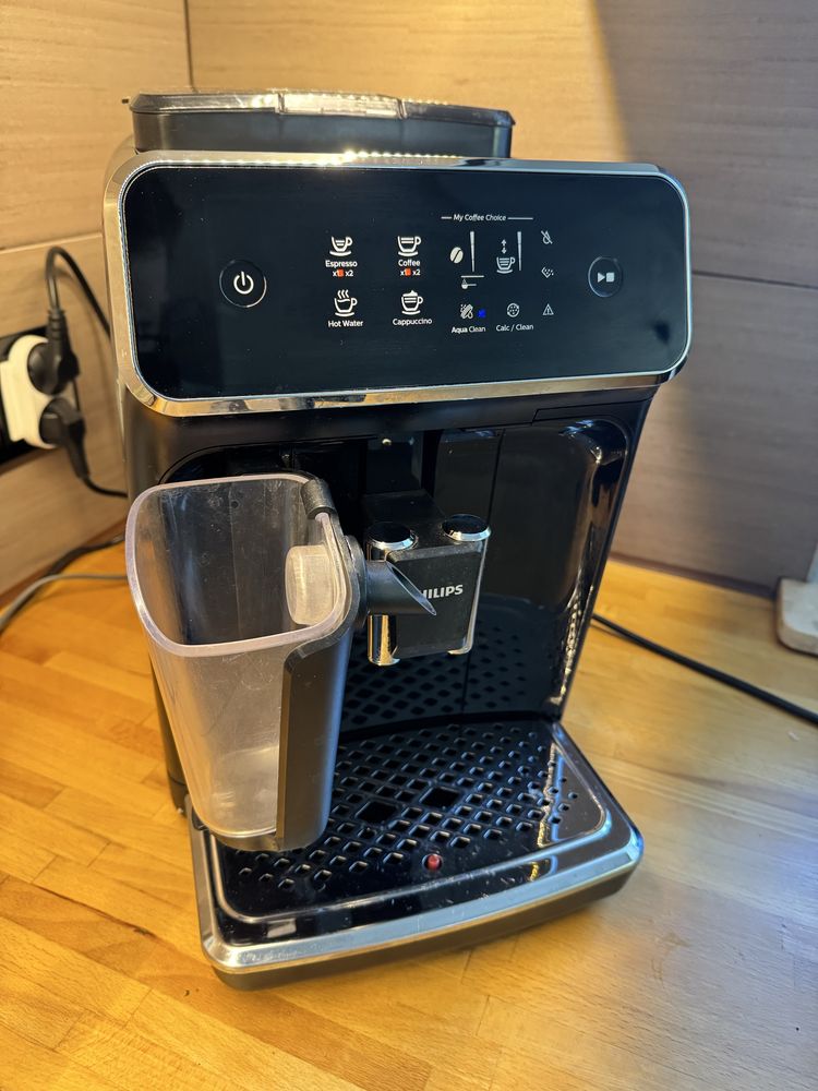 Ekspres kawy PHILIPS 2200 LatteGo series - stan bdb