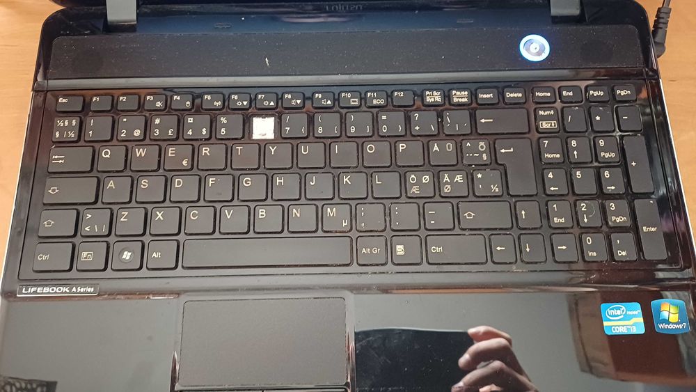 laptop Fujitsu lifebook ah5310