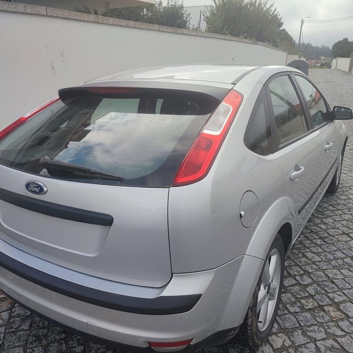 Ford focus.. poucos km