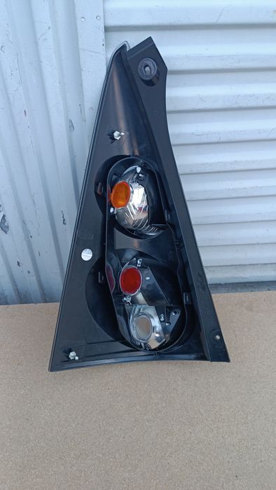 Vendo farolim direito de citroen C1 ano 2008