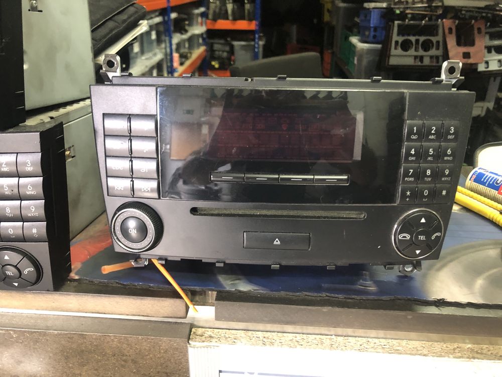 Rádio original Mercedes W203