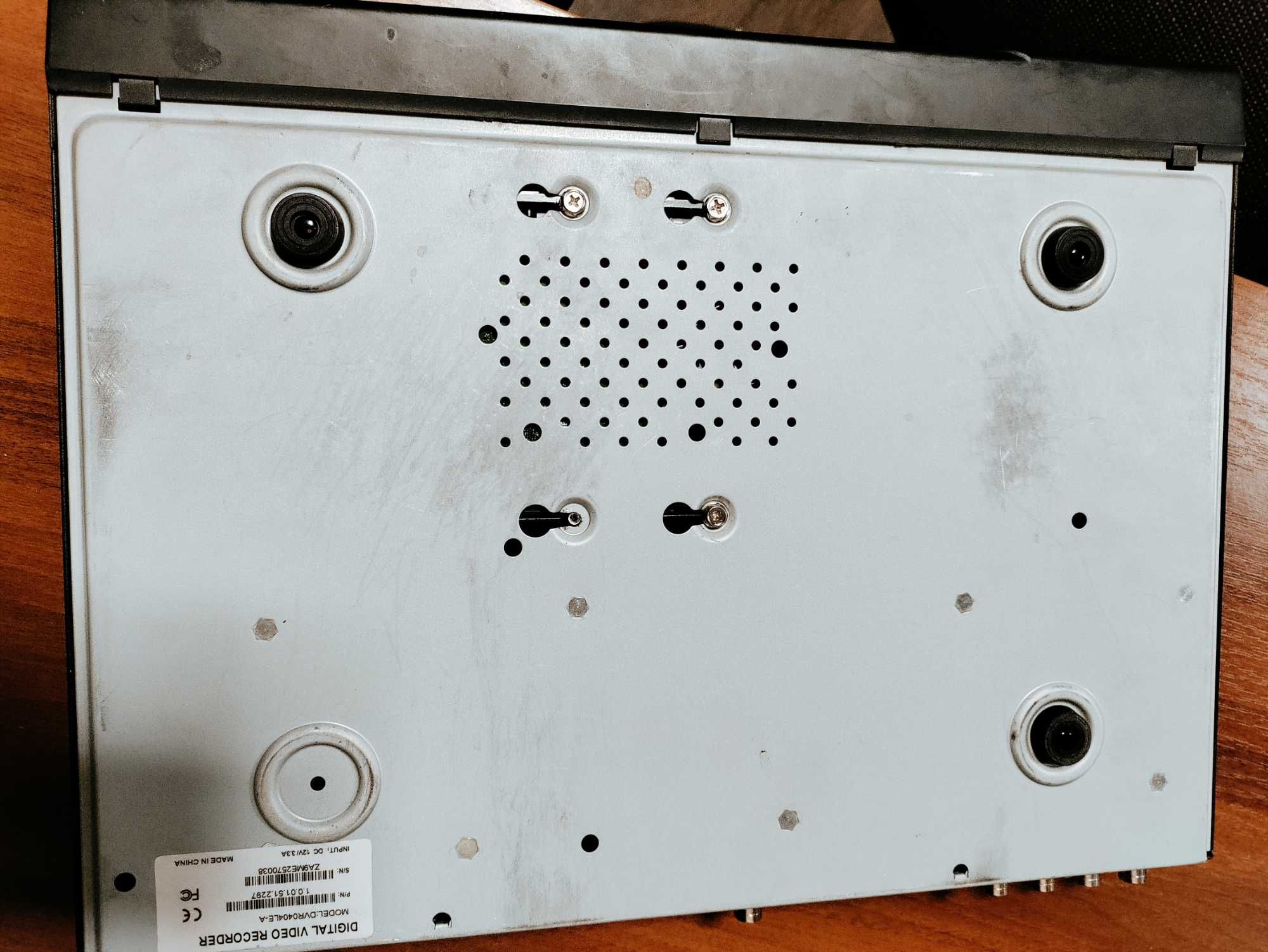 Відеореєстратор DAHUA DVR-0404LE-A