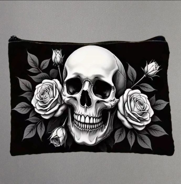 Kosmetyczka z unikalnym wzorem - połączenie elegancji i buntu!