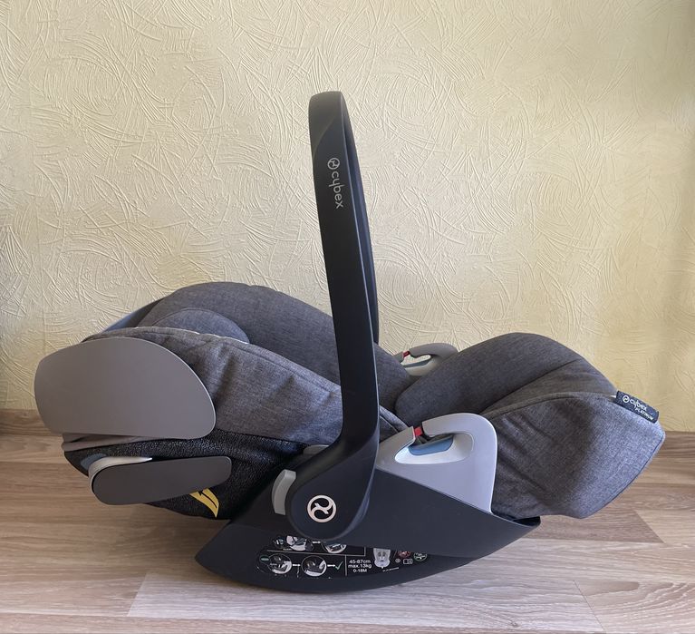Автокрісло Cybex Cloud Z plus