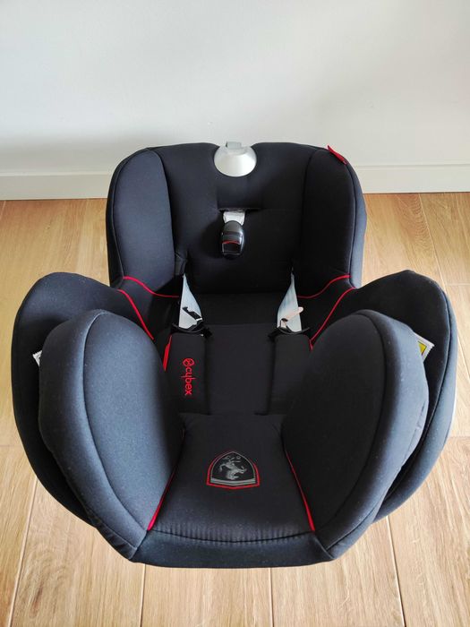 Fotelik Cybex Sirona Z i-Size Ferrari Victory Black