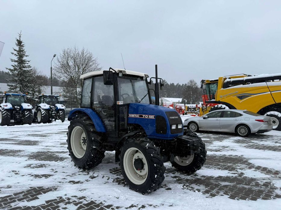 Ciągnik rolniczy Farmtrac 4WD