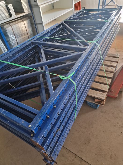 Lote de estantes de arrumação