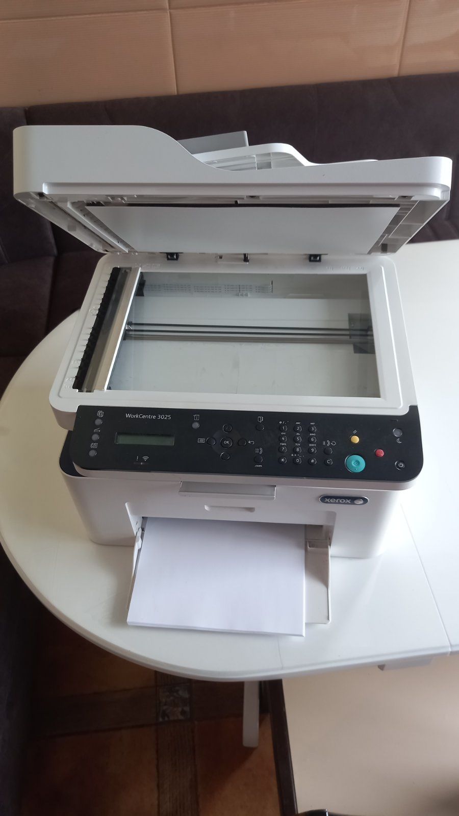 Продам Принтер 3 в 1 МФУ, Xerox + новый картридж в подарок