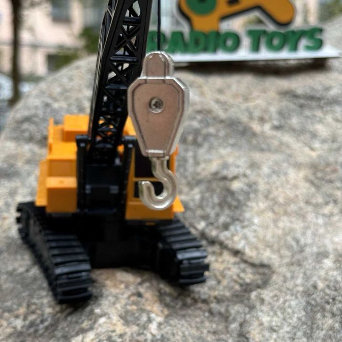 Экскаватор-кран на радиоуправлении «Catcher». Экскаватор на пульте