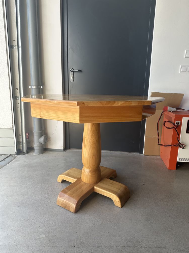 Stół drewniany 8-kątny