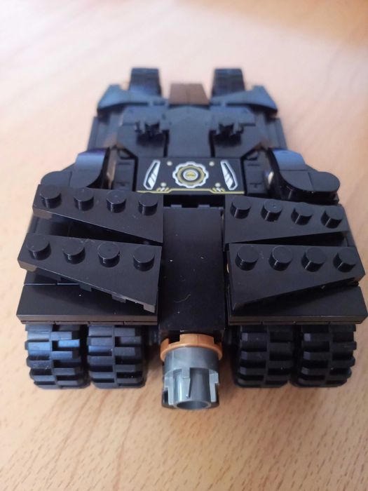 Batmóvel e mini figura Batman (231peças)