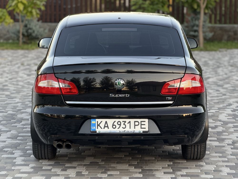 Skoda Superb 2011 1.8TSI