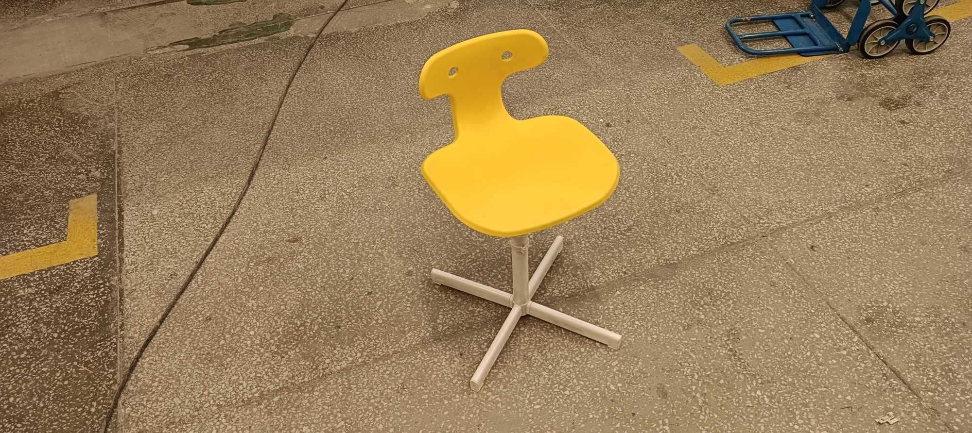 Krzesełko molte ikea