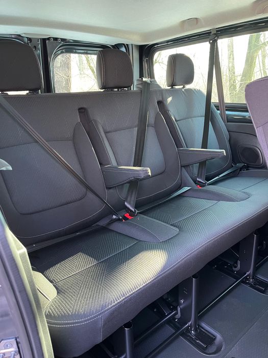 Bus 9 osobowy wynajem, wypożyczenie na wakacje, weekendy, imprezy