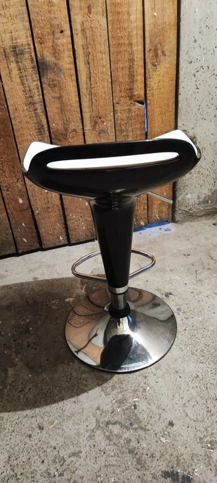 Hoker krzesło barowe