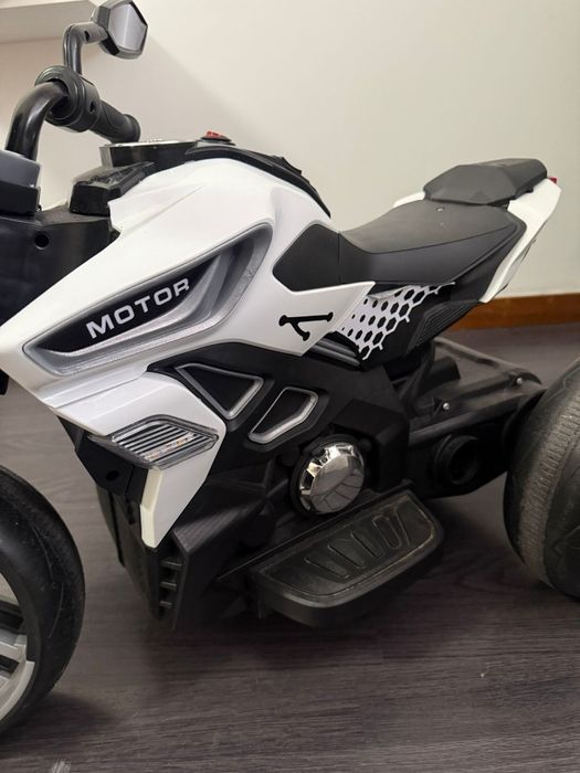 Moto elétrica criança 1 aos 5 anos