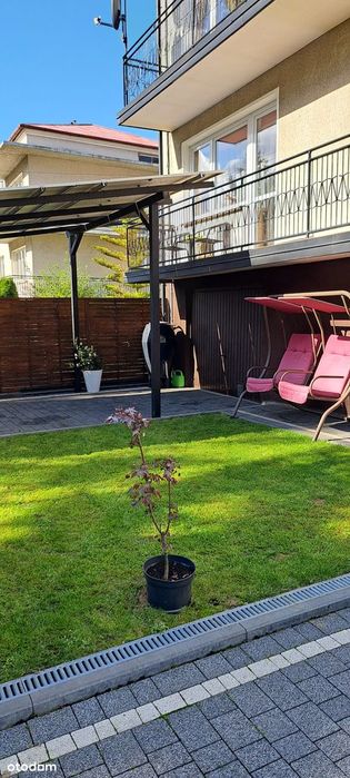 Przestronny dom z 5 pokojami i garażem