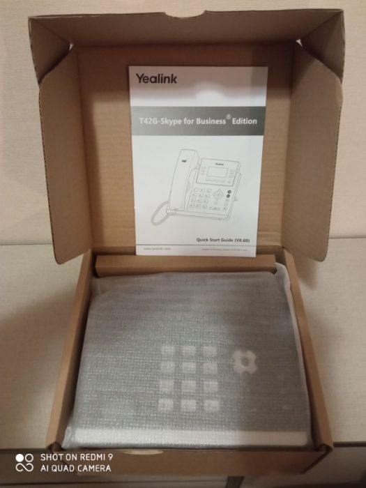 IP-телефон Yealink SIP-T42G