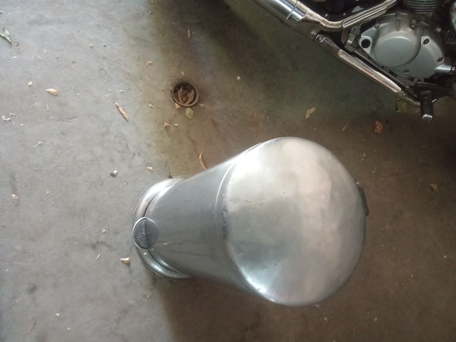 Cilindro inox recolha resíduos.