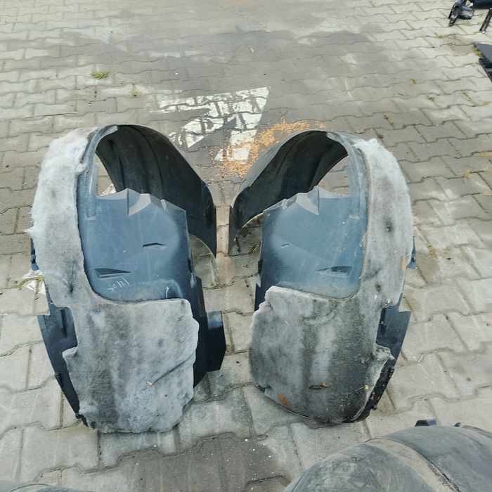 Chrysler Town&Country Lancia Voyager nadkola przód