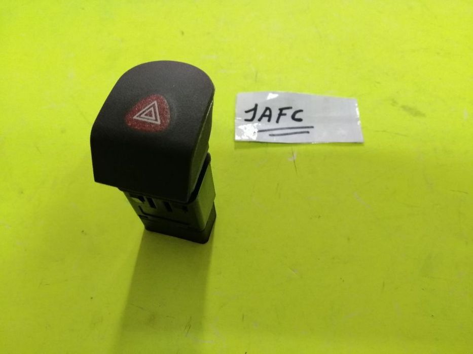 Botão interruptor 4 piscas Renault Kangoo NOVO