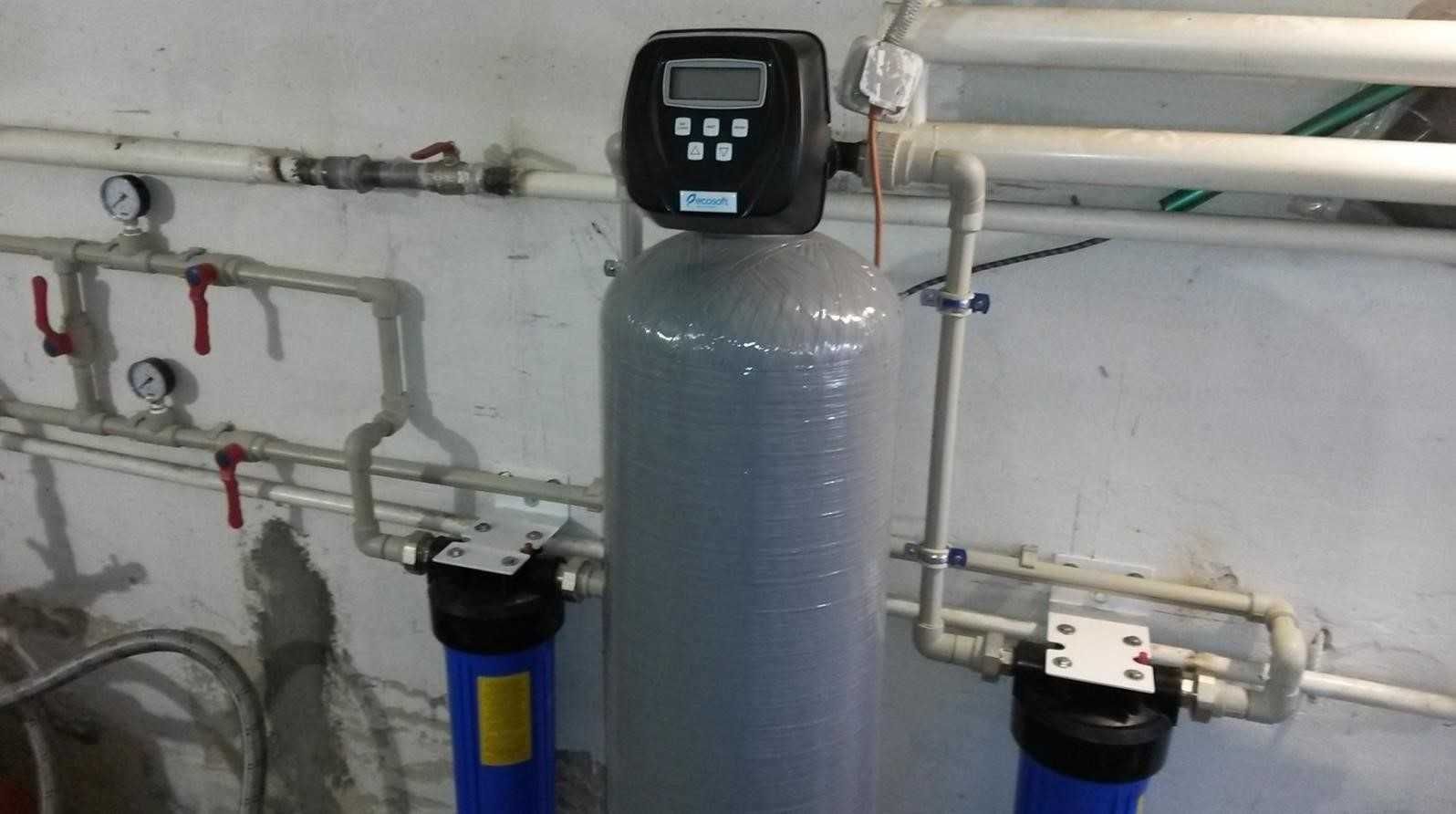 Замена фильтров воды, монтаж системы обратный осмос