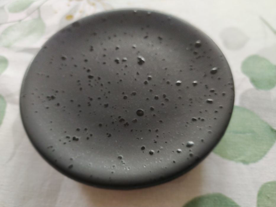 Ceramiczna podstawka pod mydło mydelniczka