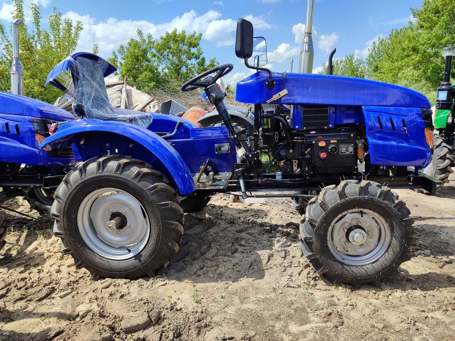 Трактор Кентавр 160ВН фреза и плуг