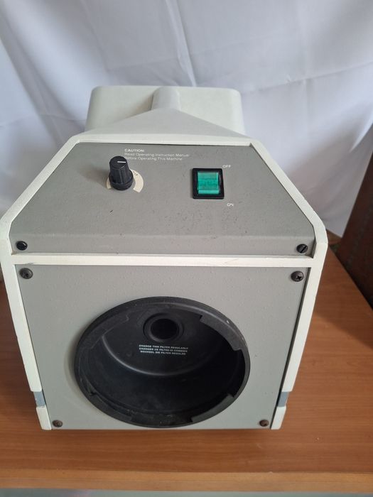 Laser dispositivo na imagem é um evacuador de fumo Sharplan 100 Xplume