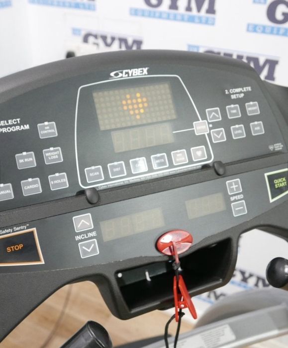 Duża porządna profesjonalna bieżnia z automatycznym wzniosem 180kg