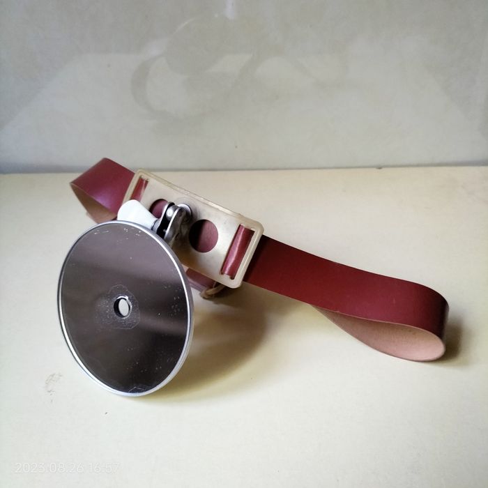 Рефлектор лобный