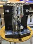 Ekspres do kawy Delonghi