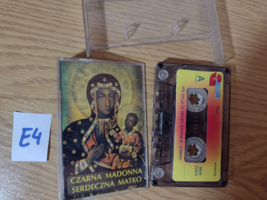 Kaseta Czarna Madonna Serdeczna Matko