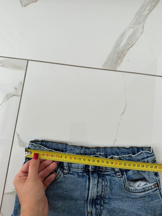 Spodenki marki zara rozmiar 122 cm