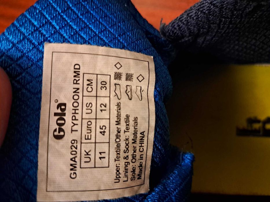 Кроссовки Gola  оригинальные 45 размер стелька 30.5см