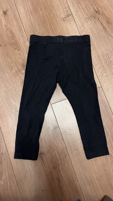 Czarne legginsy 86/92