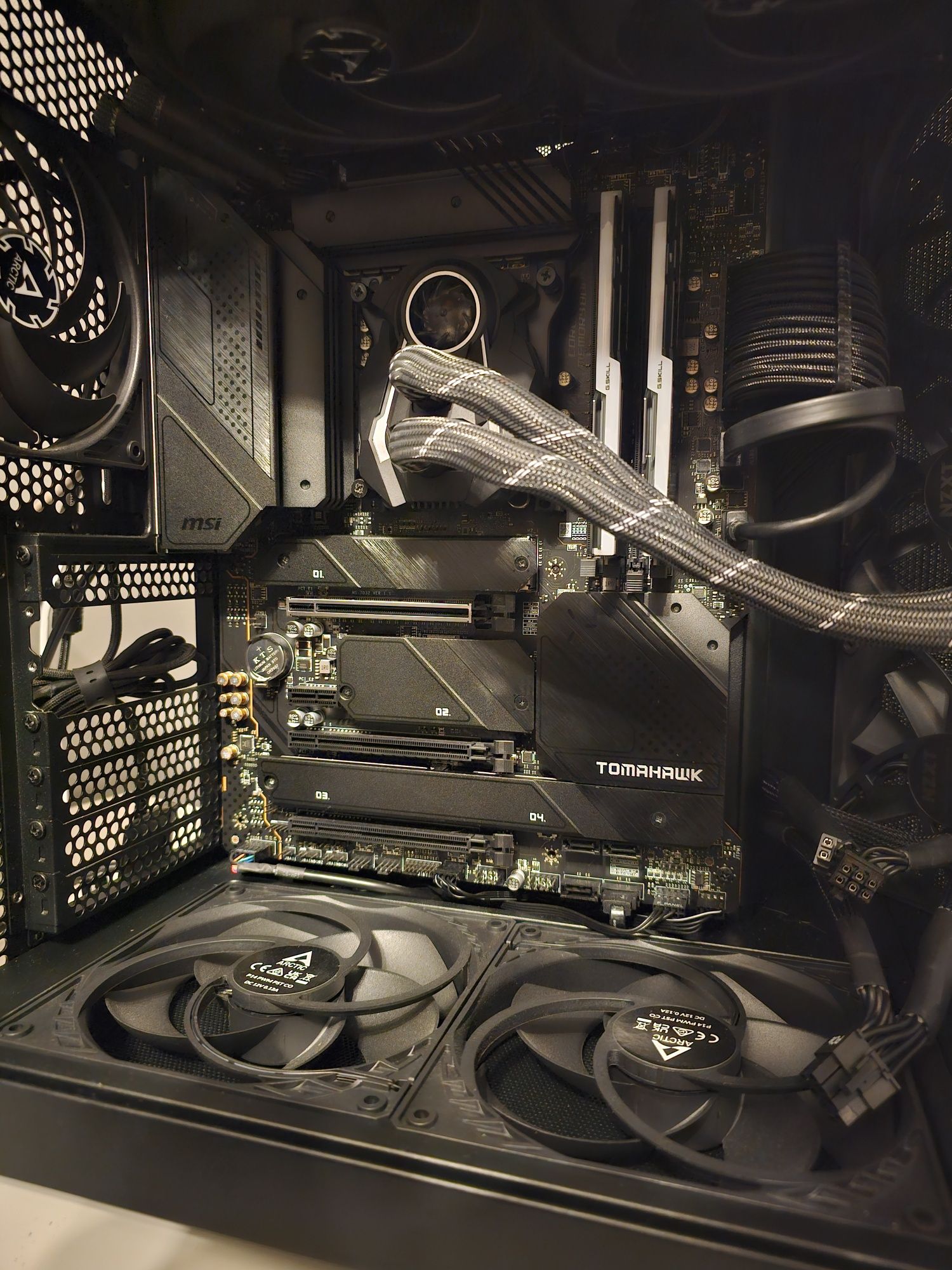 i5 12600k + MSI Z690 Tomahawk + 32GB DDR4 4000 mhz - stan bdb + gwar