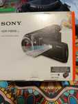 Kamera Sony Handycam HDR PJ810E z projektorem