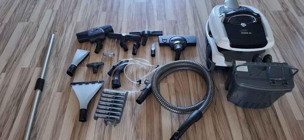 Odkurzacz Bosch BWD421 Pro piorący