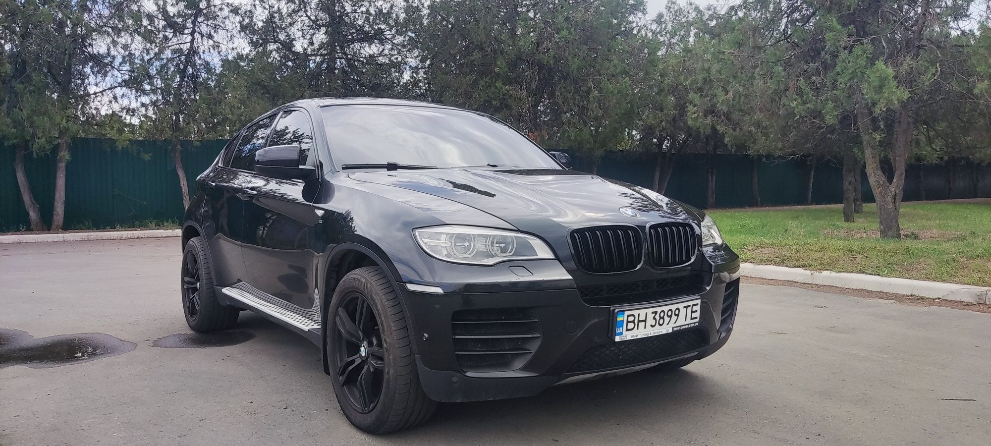 Продам BMW X6 2012