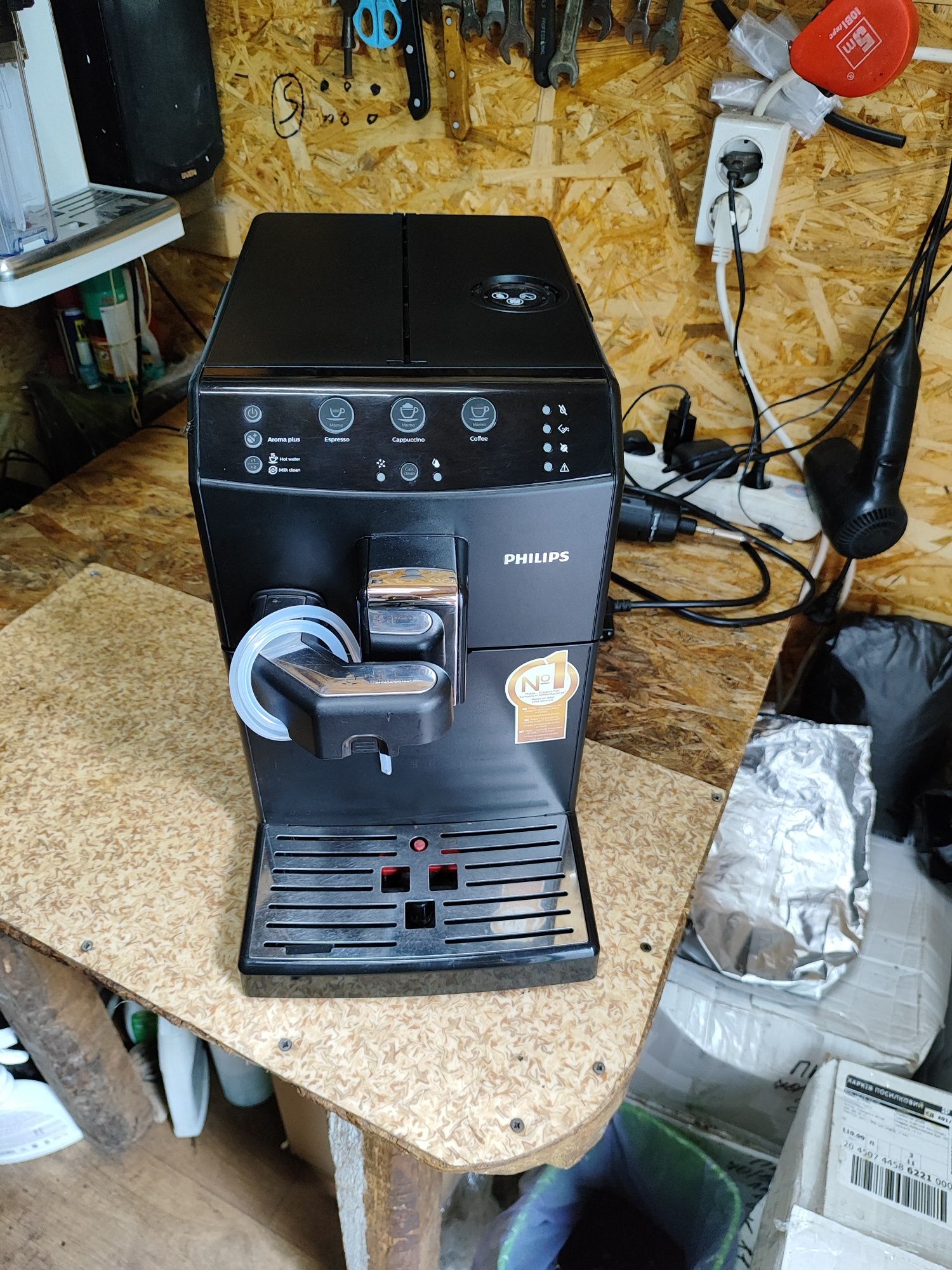 Кофемашина, кавоварка Delonghi Magnifica, Saeco Minuto  23.420