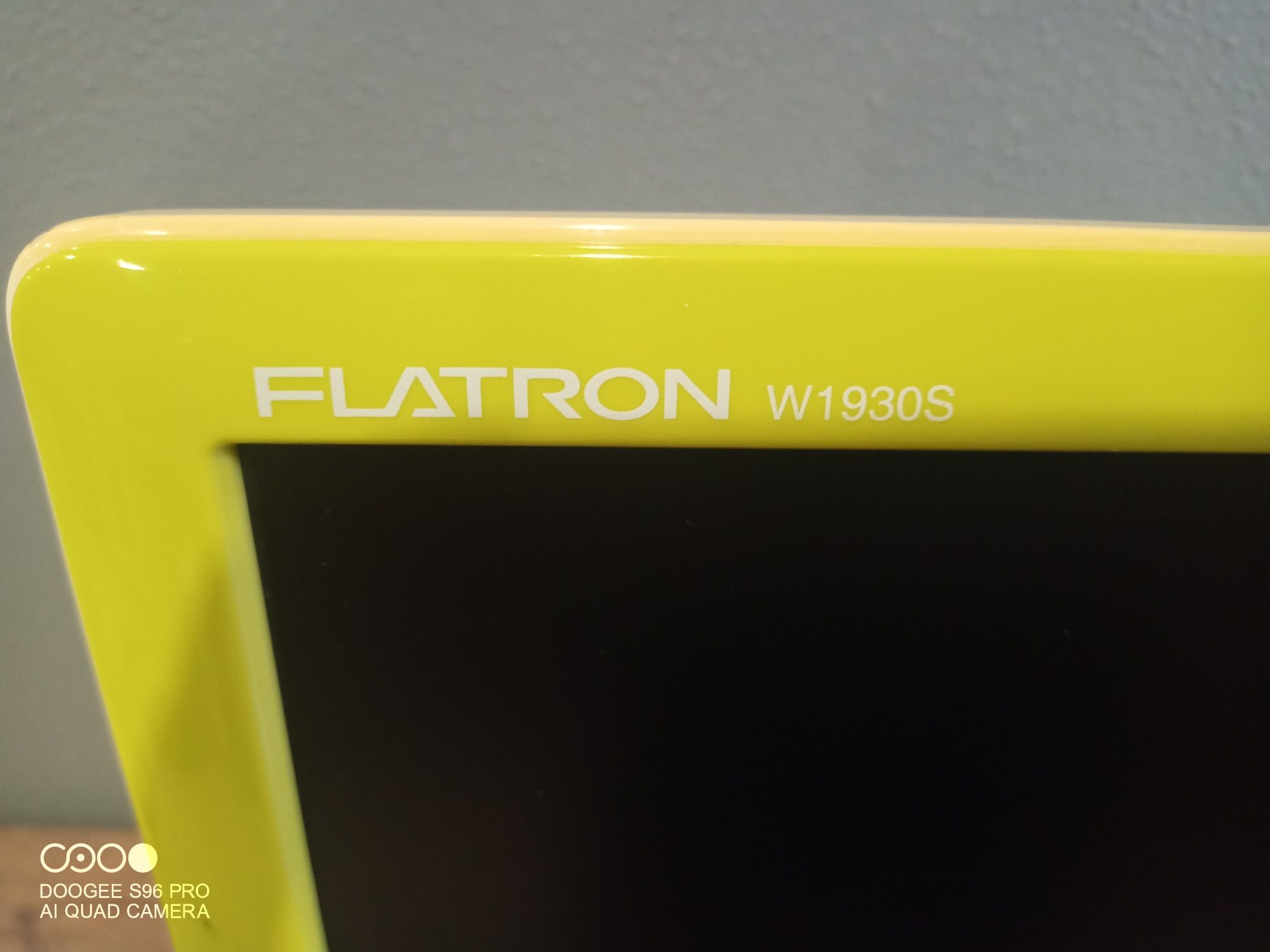 Monitor LG Flatron