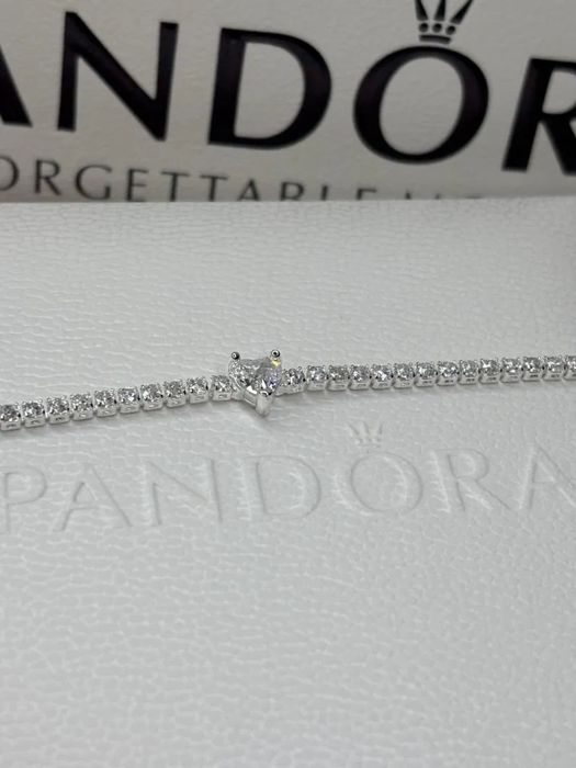 Срібний браслет Пандора Pandora з червоним серцем браслет червоне серц